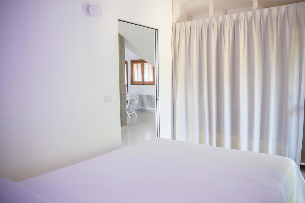 Bianco Nuvola Bed and Breakfast Montecchio  Δωμάτιο φωτογραφία
